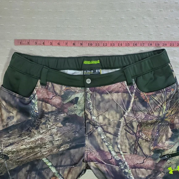 Under Armour Scent Control Coldgear Infrared Camo Pants. Size: 2XL